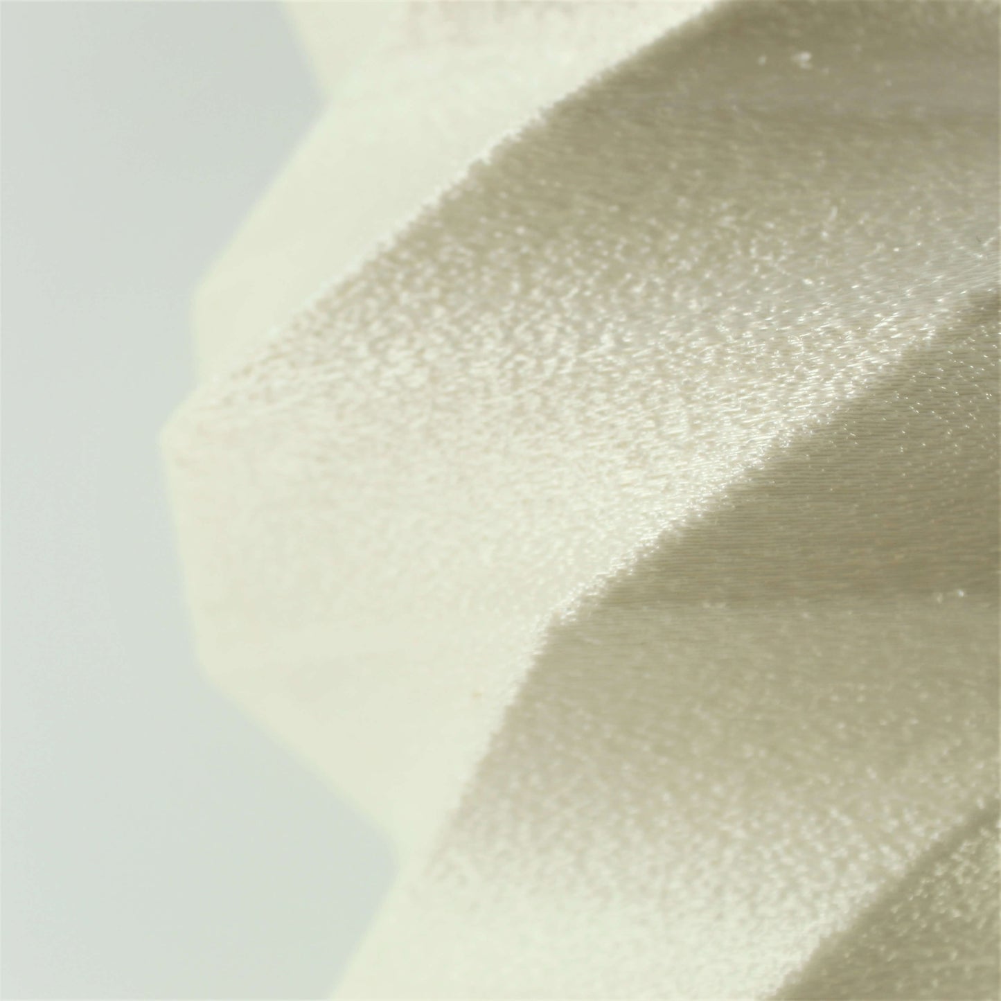 Peace N Joy FLOWING SHADE LS Modern Pendant Lamp - Sculptural Twisted Lampshade for Elegant Ambient Lighting