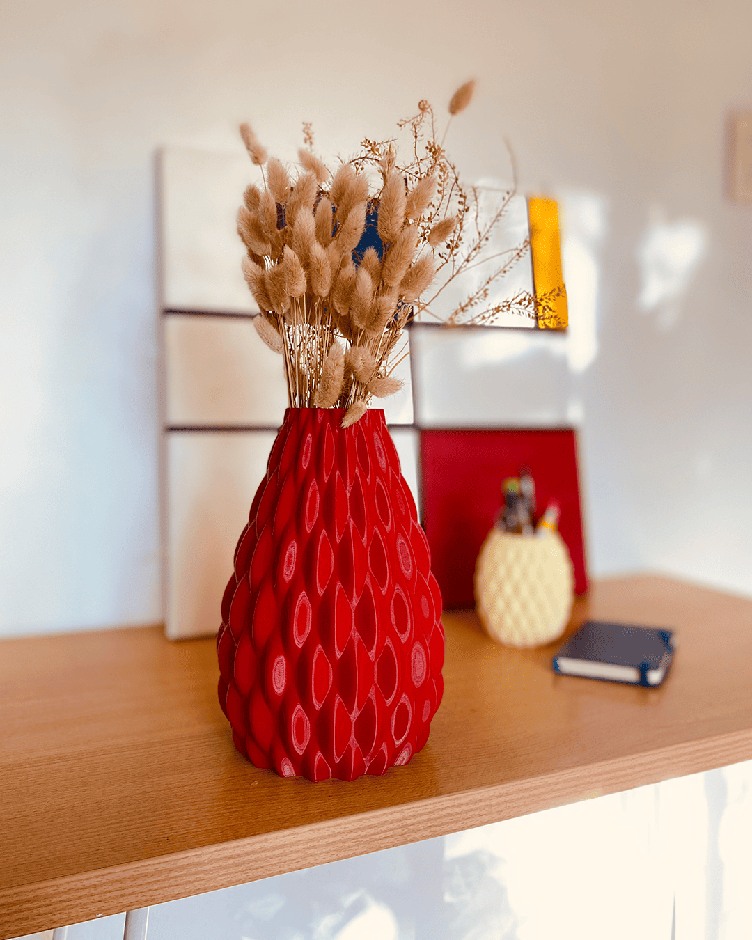 Luxury Sculpted Wavy Vase - Artistic Home Decor Accent Piece by Lunfardo Produced by Peace N Joy